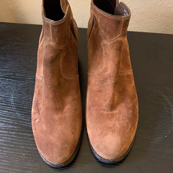 Cole Haan boots size 8 - Picture 9 of 11